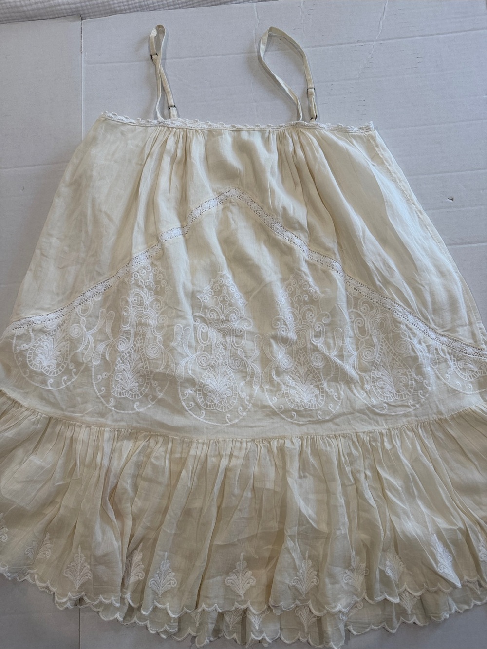 Raspodia Cream Lace-Trim Slip Dress - Picture 4 of 11
